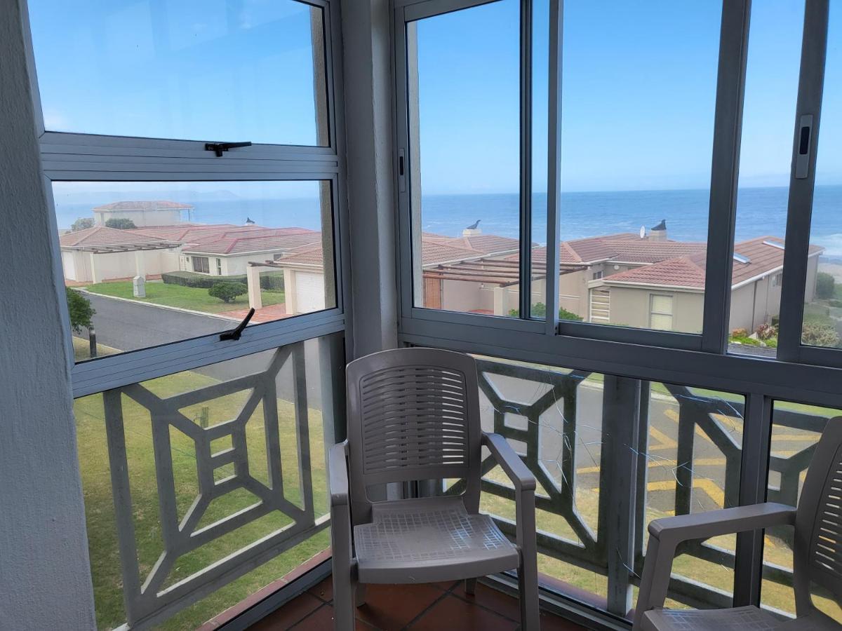 Hermanus Beach Club Экстерьер фото