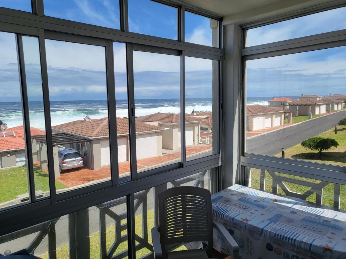 Hermanus Beach Club Экстерьер фото