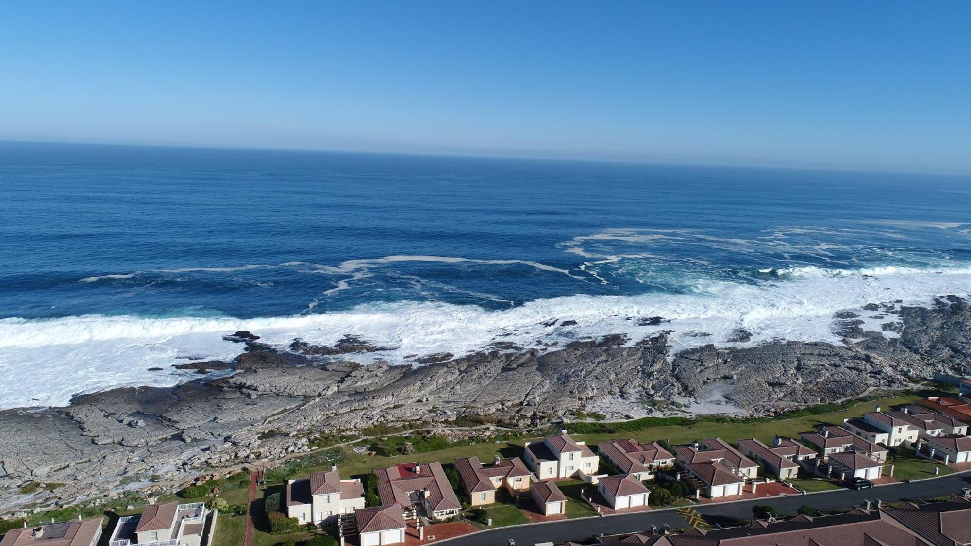 Hermanus Beach Club Экстерьер фото