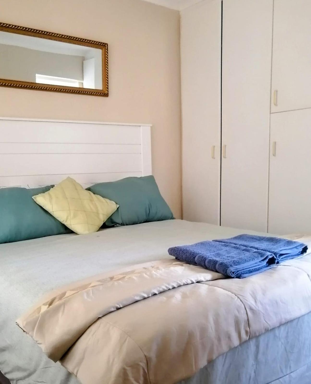 Hermanus Beach Club Экстерьер фото
