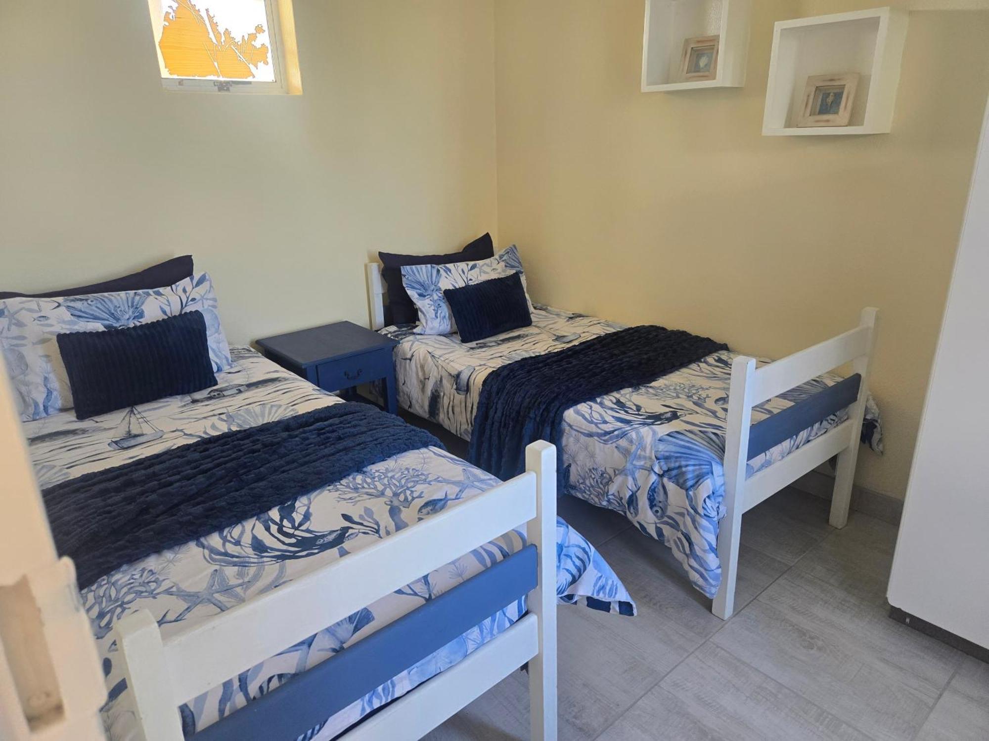 Hermanus Beach Club Экстерьер фото