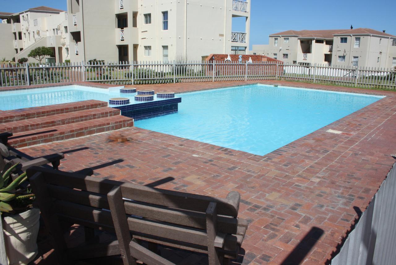 Hermanus Beach Club Экстерьер фото