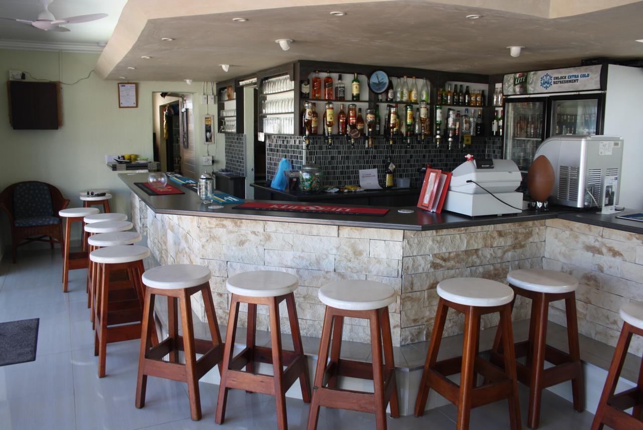 Hermanus Beach Club Экстерьер фото