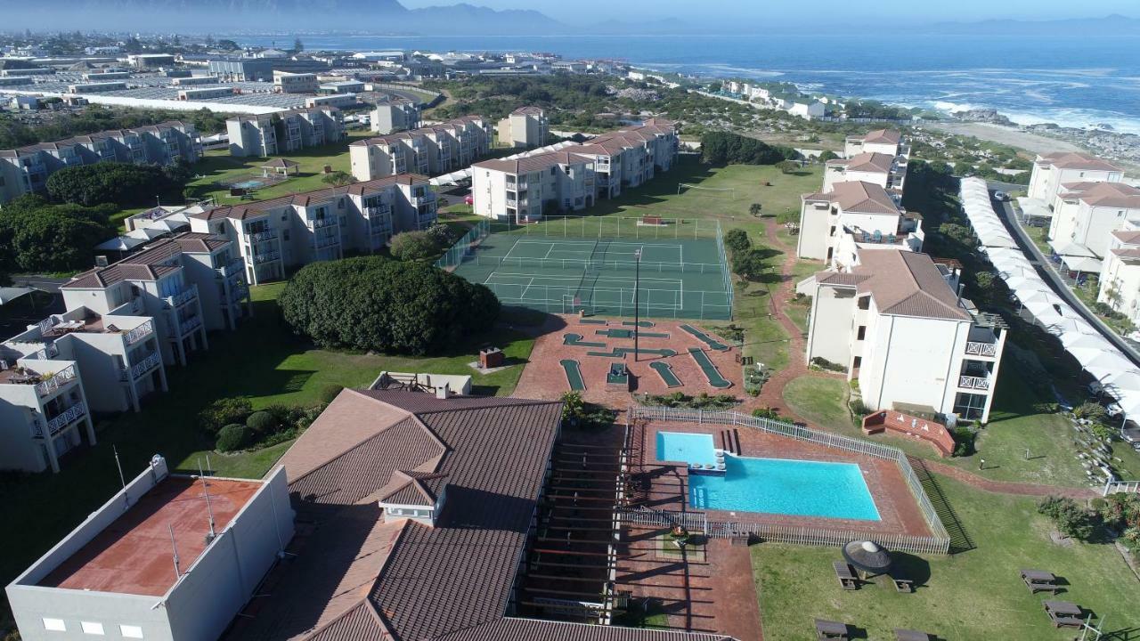 Hermanus Beach Club Экстерьер фото