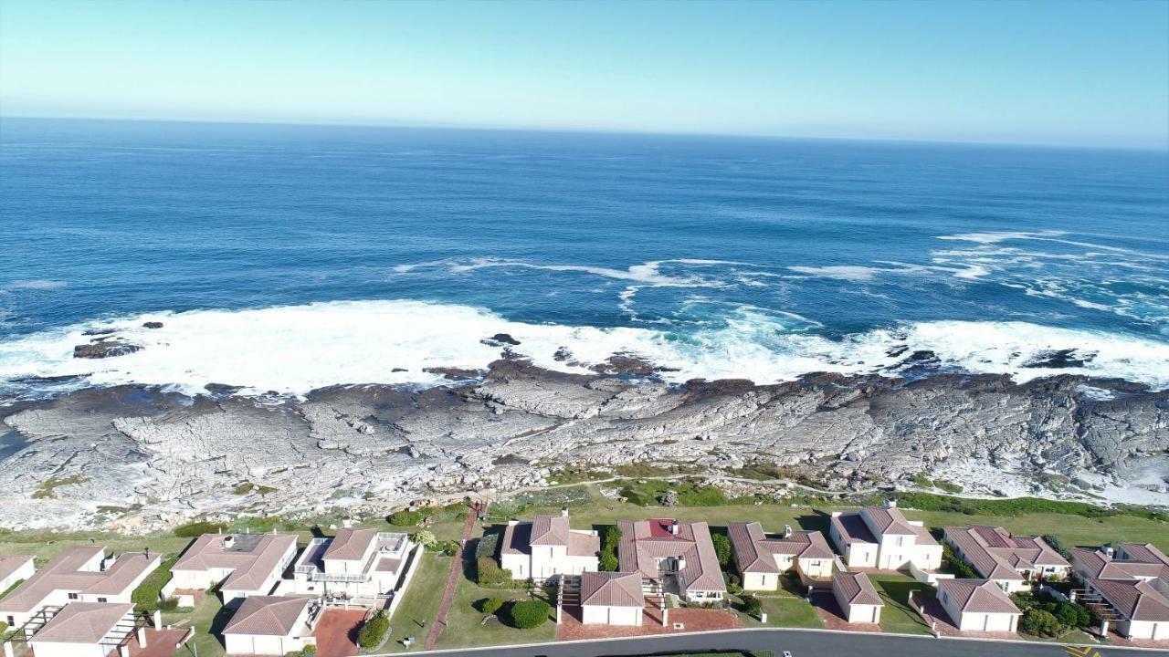 Hermanus Beach Club Экстерьер фото